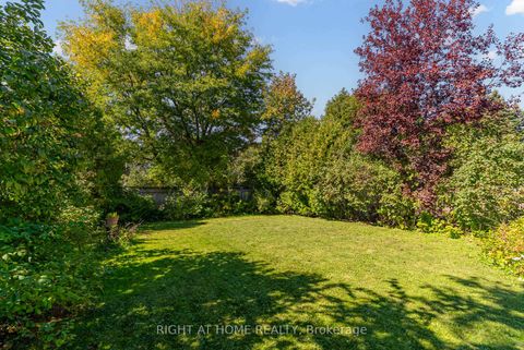 Photo 36 at 22 Rainier Square, L'Amoreaux, Toronto