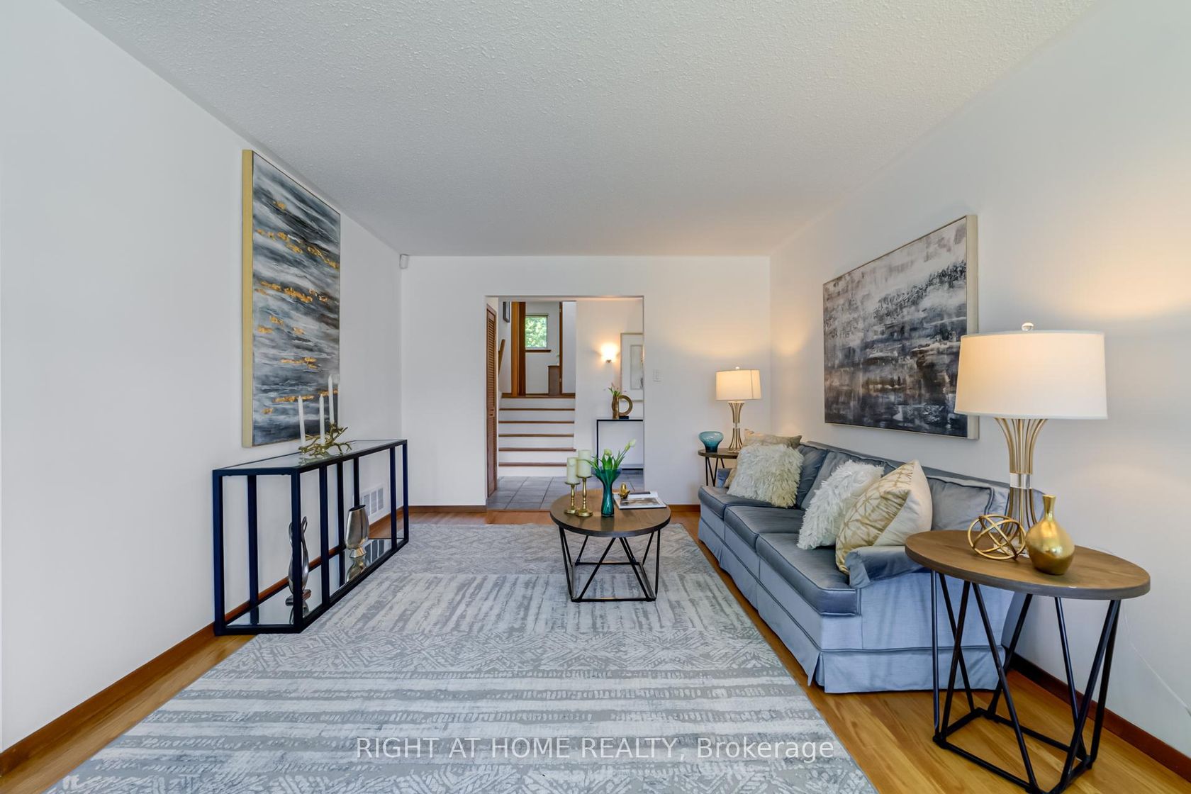 Photo 5 at 22 Rainier Square, L'Amoreaux, Toronto Photo 5 at 22 Rainier Square, L'Amoreaux, Toronto