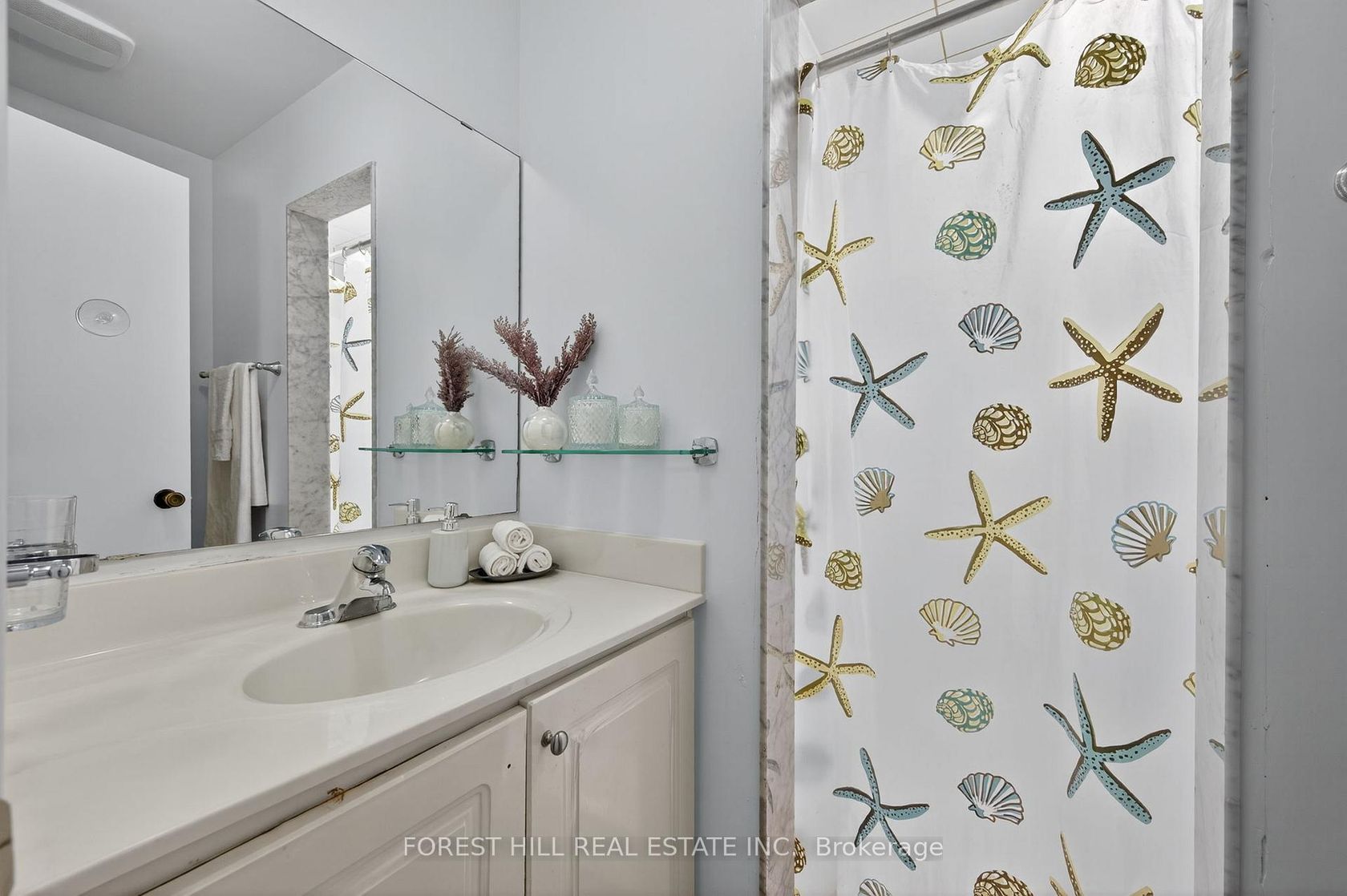 Photo 18 at 38 Carnival Court, Branson, Toronto Photo 18 at 38 Carnival Court, Branson, Toronto