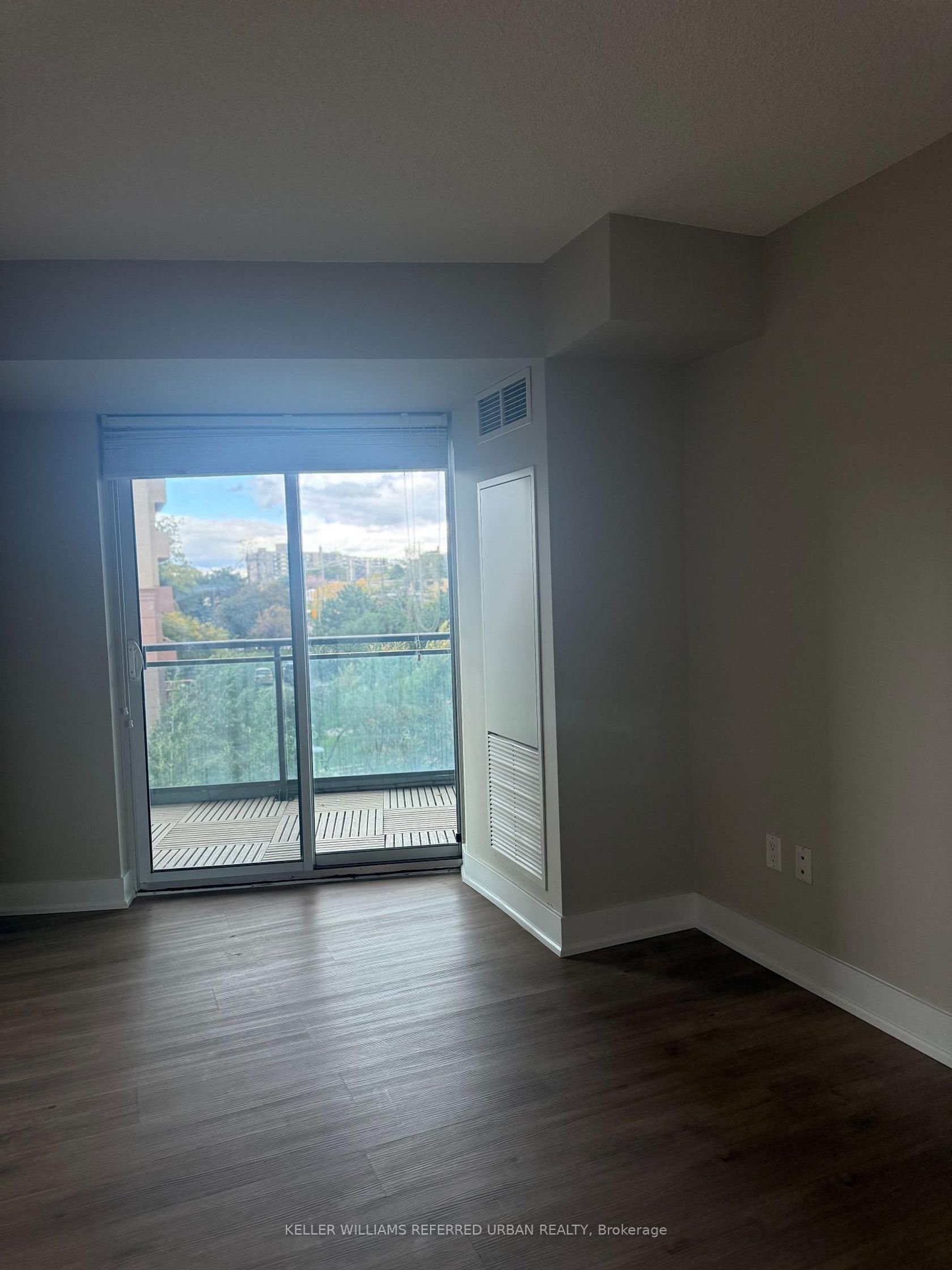 Photo 10 at 308 - 1048 Broadview Avenue, Broadview North, Toronto Photo 10 at 308 - 1048 Broadview Avenue, Broadview North, Toronto