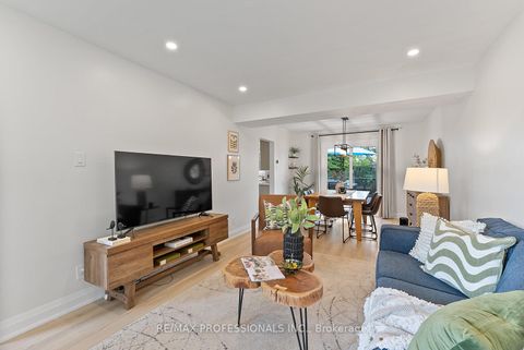 Photo 9 at 18 Lavington Drive, Richview, Toronto