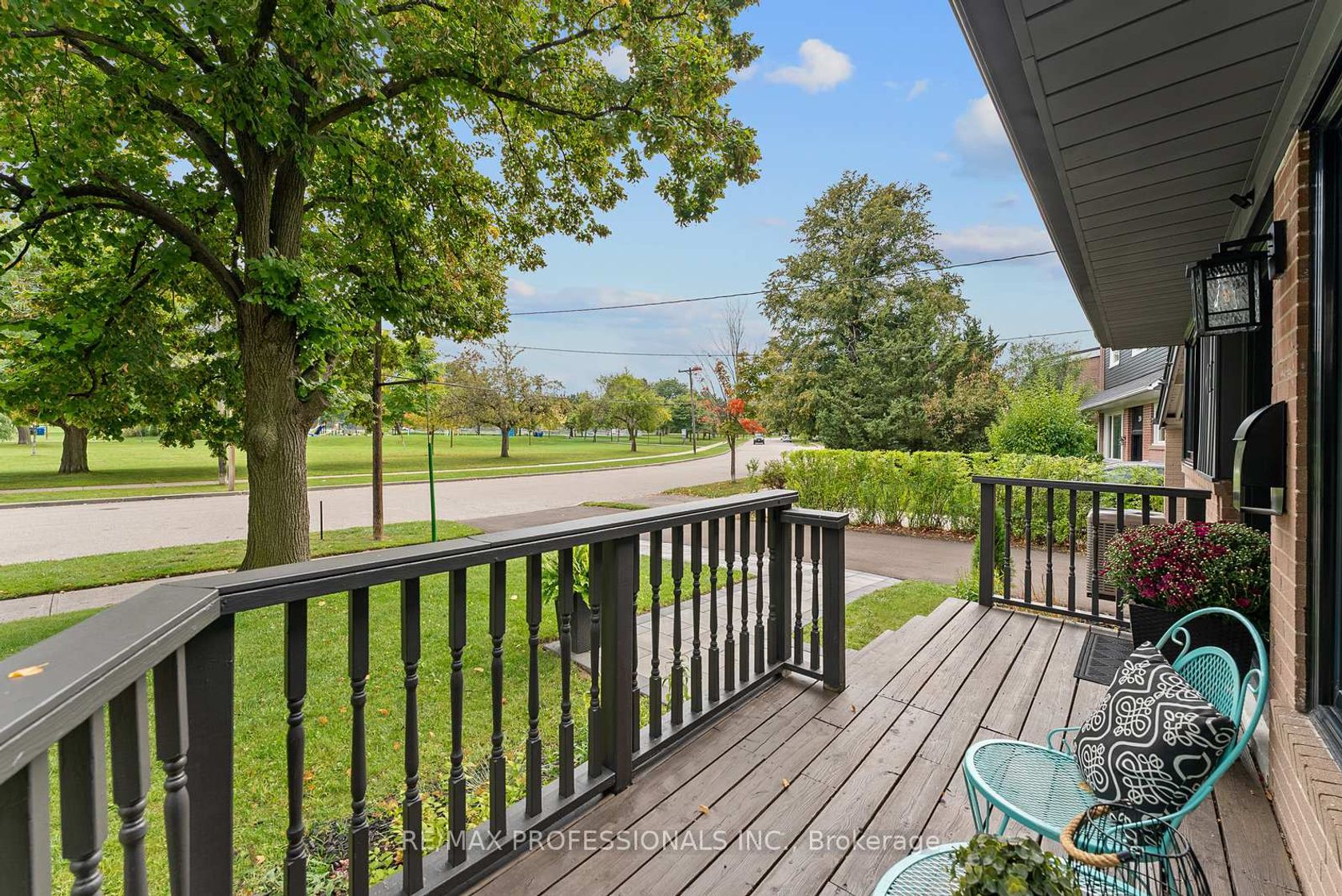 Photo 3 at 18 Lavington Drive, Richview, Toronto Photo 3 at 18 Lavington Drive, Richview, Toronto