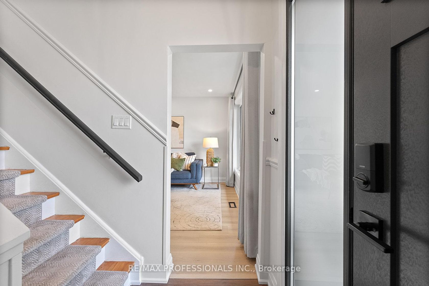 Photo 5 at 18 Lavington Drive, Richview, Toronto Photo 5 at 18 Lavington Drive, Richview, Toronto