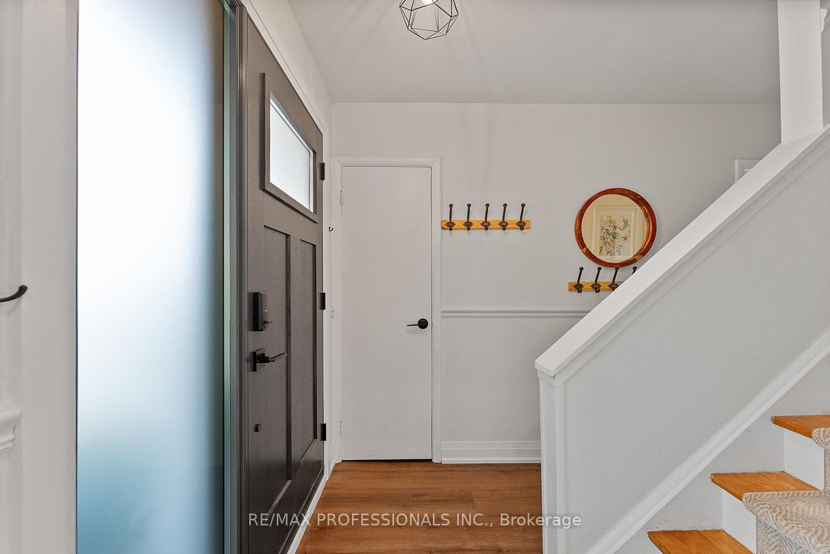 Photo 6 at 18 Lavington Drive, Richview, Toronto Photo 6 at 18 Lavington Drive, Richview, Toronto