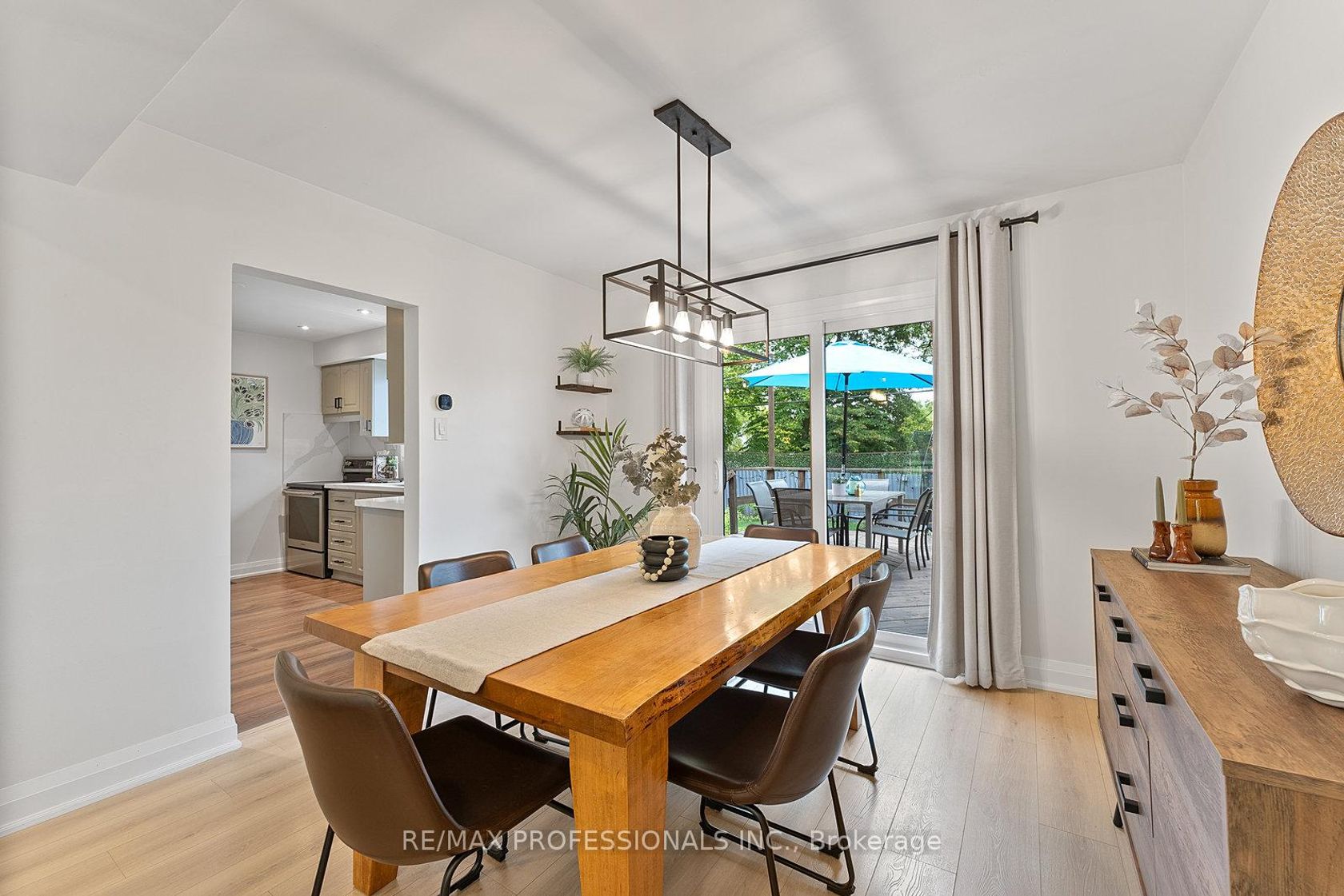 Photo 12 at 18 Lavington Drive, Richview, Toronto Photo 12 at 18 Lavington Drive, Richview, Toronto