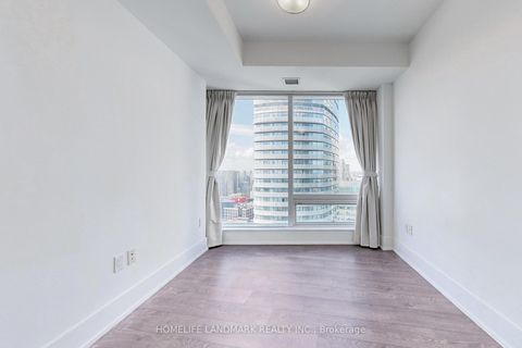 Photo 7 at 5510 - 10 York Street, Waterfront Communities C1, Toronto