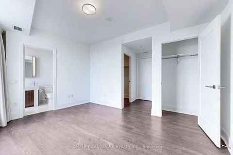 Photo 16 at 5510 - 10 York Street, Waterfront Communities C1, Toronto