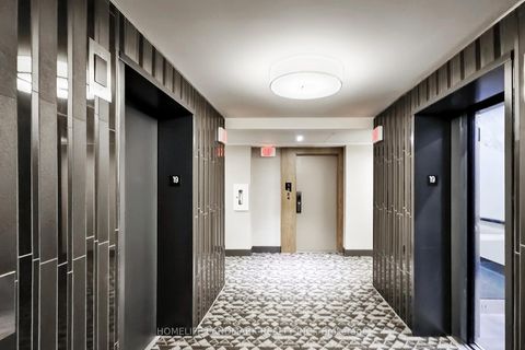 Photo 38 at 5510 - 10 York Street, Waterfront Communities C1, Toronto