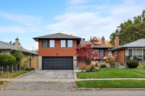 Photo 1 at 73 Summitcrest Drive, Richview, Toronto