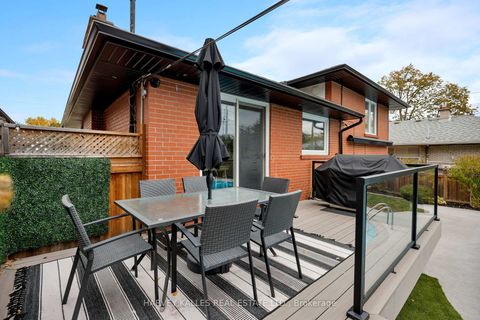 Photo 15 at 73 Summitcrest Drive, Richview, Toronto