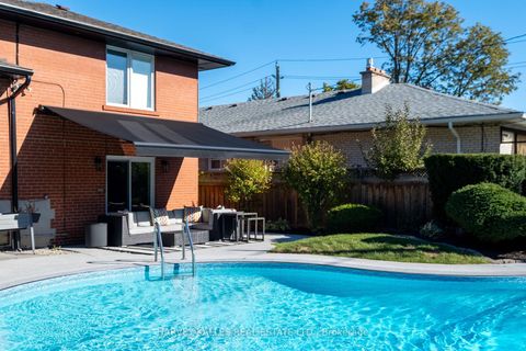 Photo 20 at 73 Summitcrest Drive, Richview, Toronto