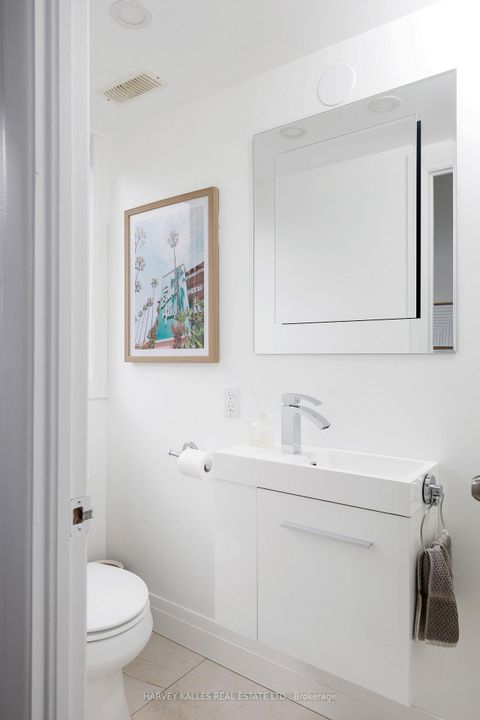 Photo 21 at 73 Summitcrest Drive, Richview, Toronto