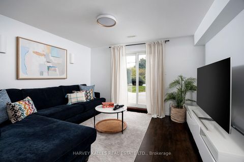 Photo 22 at 73 Summitcrest Drive, Richview, Toronto