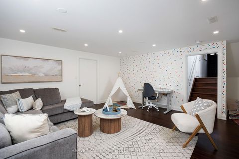 Photo 31 at 73 Summitcrest Drive, Richview, Toronto