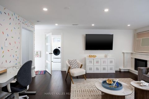 Photo 34 at 73 Summitcrest Drive, Richview, Toronto