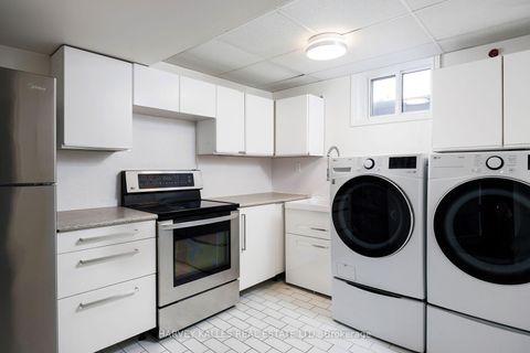 Photo 35 at 73 Summitcrest Drive, Richview, Toronto