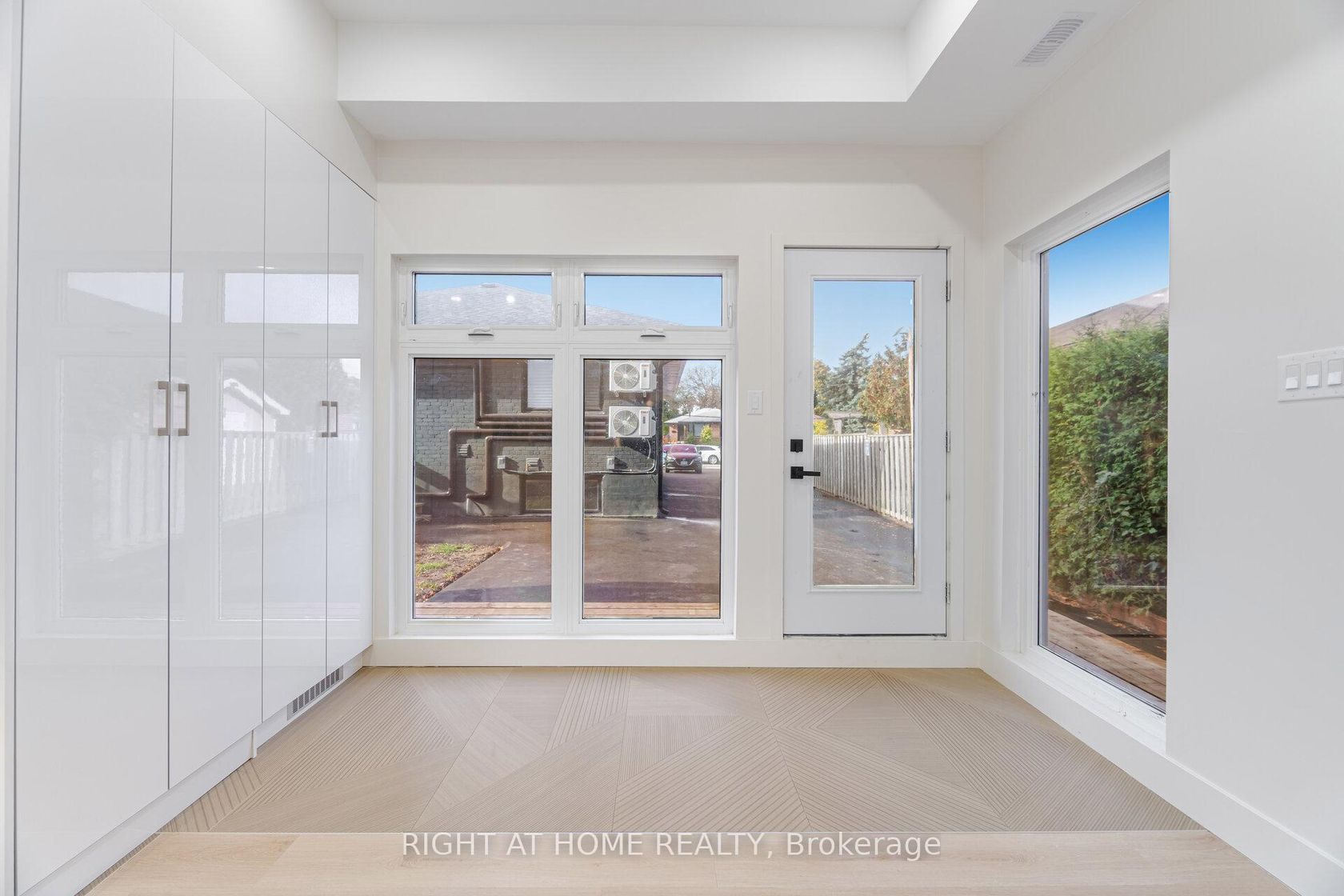 Photo 6 at 25 Templar Drive, The Westway, Toronto Photo 6 at 25 Templar Drive, The Westway, Toronto