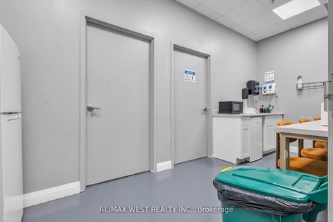 Photo 20 at 17&18 - 418 Hanlan Road, Steeles West Industrial, Vaughan