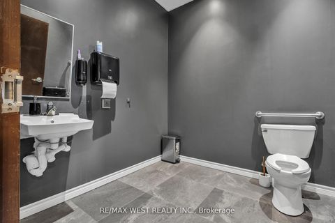 Photo 22 at 17&18 - 418 Hanlan Road, Steeles West Industrial, Vaughan