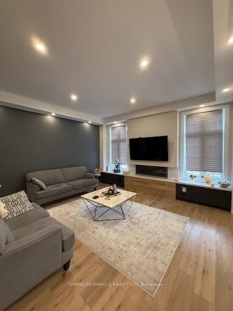 Photo 16 at 81 Morning Sparrow Drive, Kleinburg, Vaughan