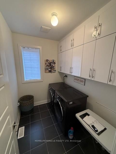 Photo 33 at 81 Morning Sparrow Drive, Kleinburg, Vaughan