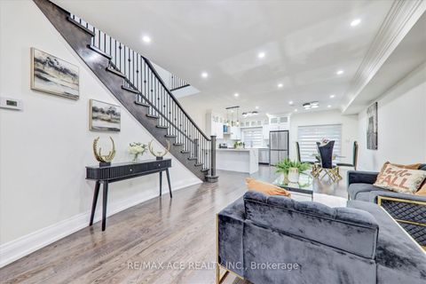 Photo 6 at 71 Lillington Avenue, Cliffside, Toronto