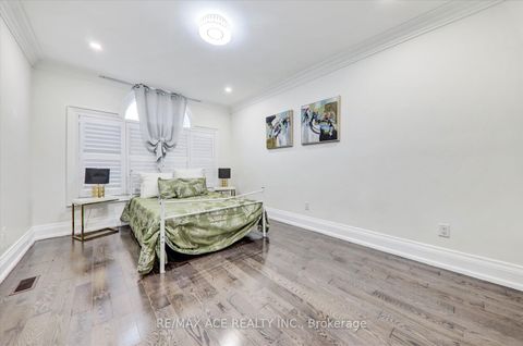 Photo 25 at 71 Lillington Avenue, Cliffside, Toronto