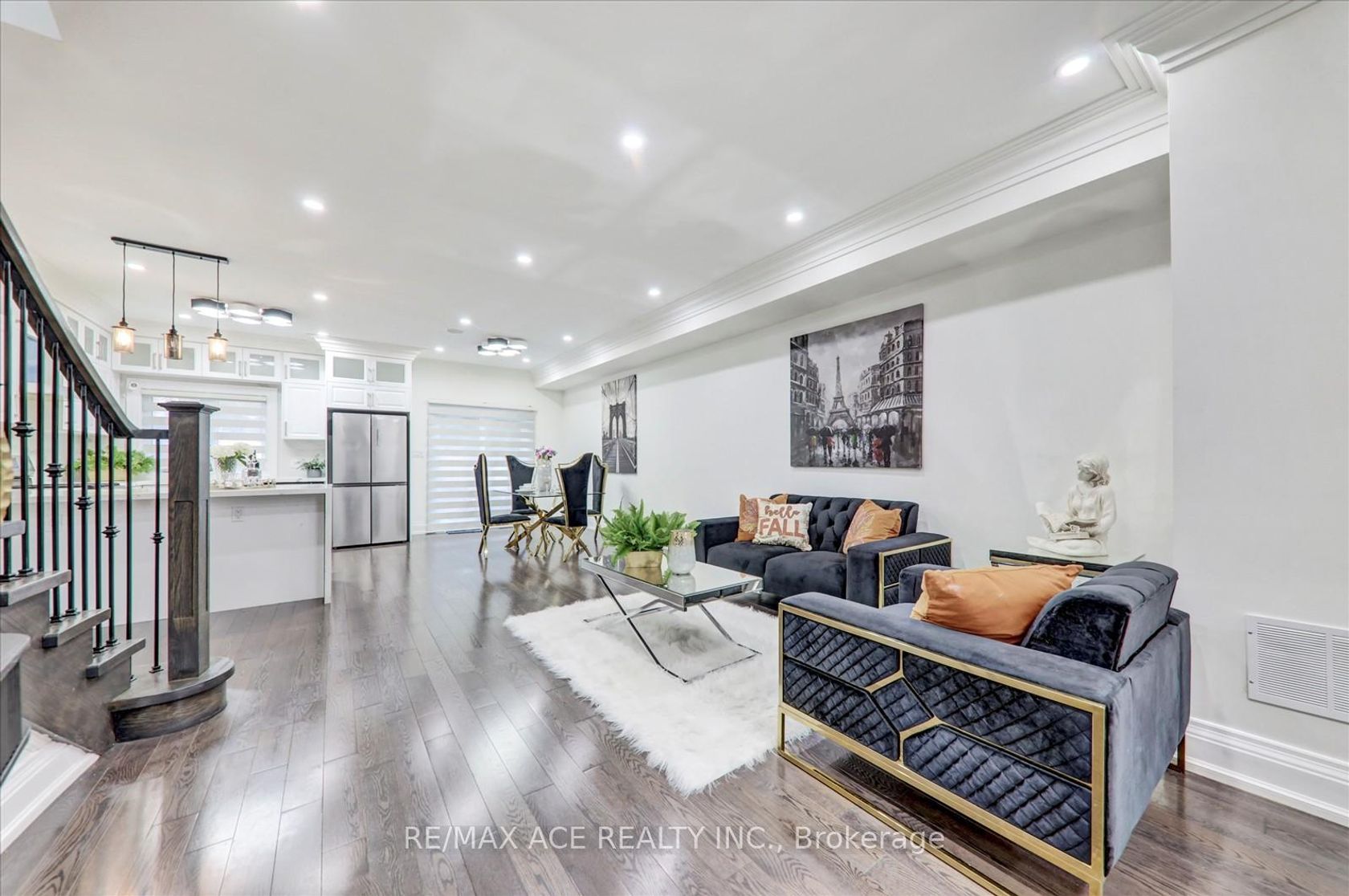 Photo 7 at 71 Lillington Avenue, Cliffside, Toronto Photo 7 at 71 Lillington Avenue, Cliffside, Toronto