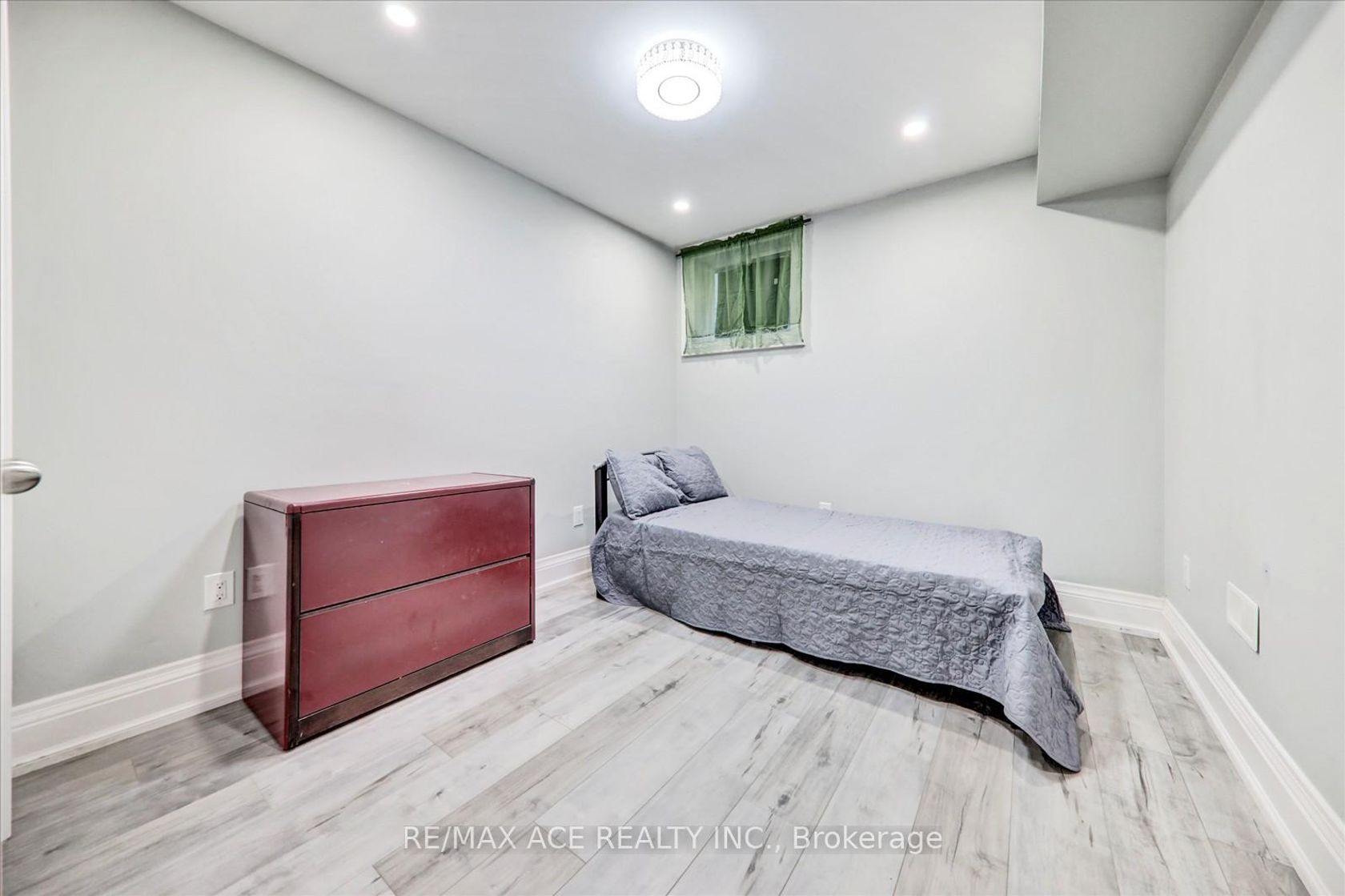 Photo 33 at 71 Lillington Avenue, Cliffside, Toronto Photo 33 at 71 Lillington Avenue, Cliffside, Toronto