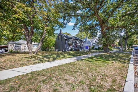 Photo 2 at 12 Rosalie Avenue N, CFB, Toronto