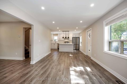 Photo 8 at 12 Rosalie Avenue N, CFB, Toronto