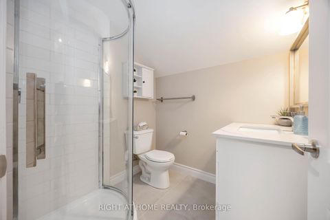 Photo 17 at 12 Rosalie Avenue N, CFB, Toronto