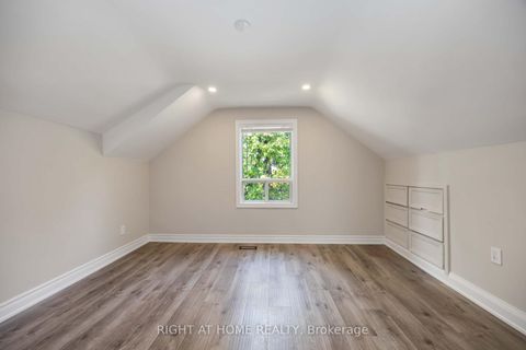 Photo 18 at 12 Rosalie Avenue N, CFB, Toronto