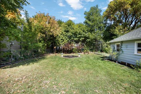 Photo 31 at 12 Rosalie Avenue N, CFB, Toronto