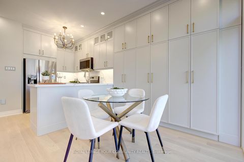 Photo 18 at 167 SIR SANFORD FLEMING Way, Patterson, Vaughan