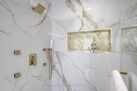 Photo 30 at 167 SIR SANFORD FLEMING Way, Patterson, Vaughan