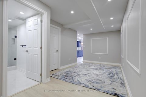 Photo 41 at 167 SIR SANFORD FLEMING Way, Patterson, Vaughan