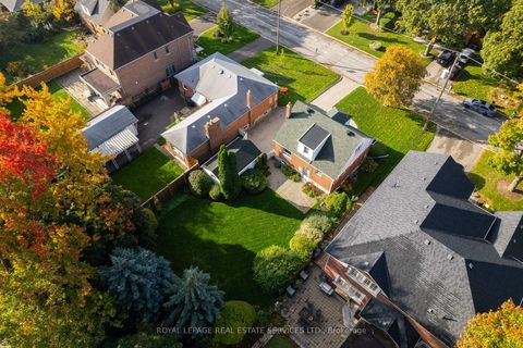 Photo 25 at 15 Burnelm Drive, City Centre West, Toronto