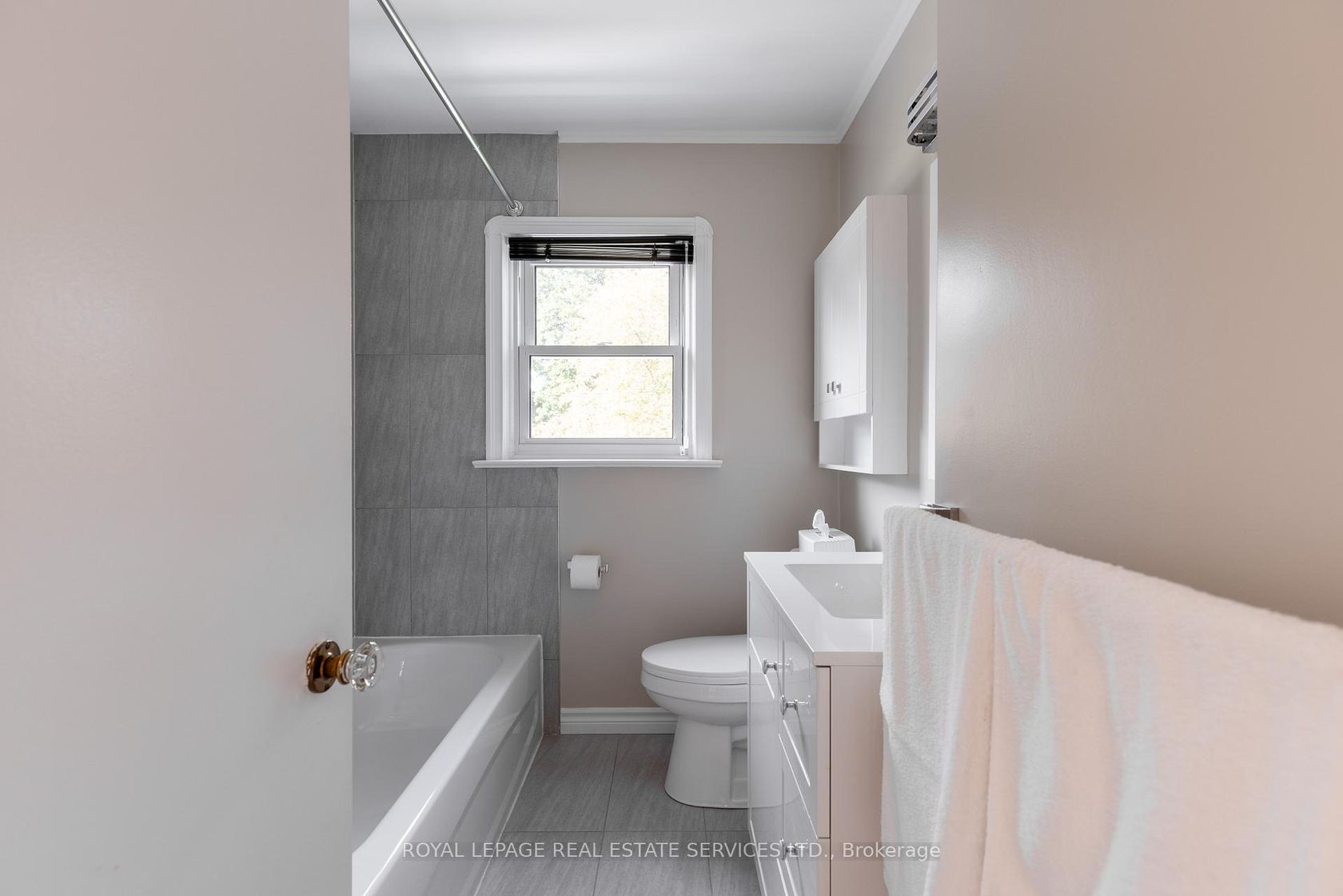 Photo 10 at 15 Burnelm Drive, City Centre West, Toronto Photo 10 at 15 Burnelm Drive, City Centre West, Toronto