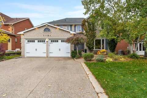 Photo 0 at 1101 Fieldstone Circle, GA Glen Abbey, Oakville