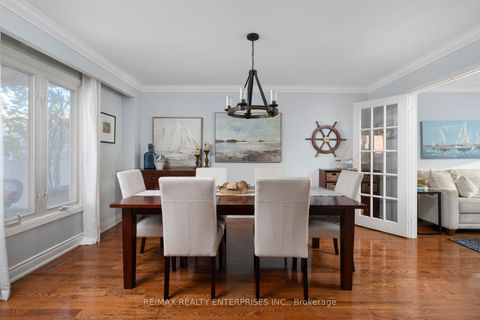 Photo 9 at 1101 Fieldstone Circle, GA Glen Abbey, Oakville