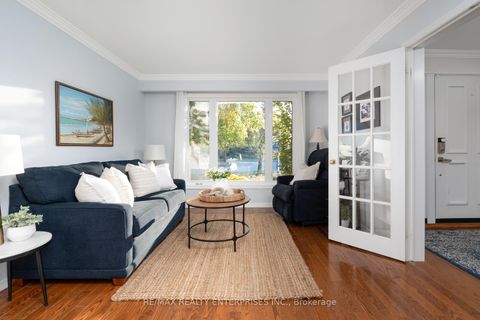 Photo 15 at 1101 Fieldstone Circle, GA Glen Abbey, Oakville