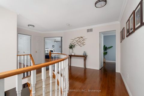 Photo 23 at 1101 Fieldstone Circle, GA Glen Abbey, Oakville