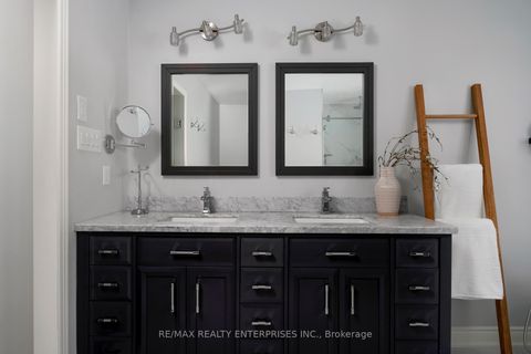 Photo 27 at 1101 Fieldstone Circle, GA Glen Abbey, Oakville