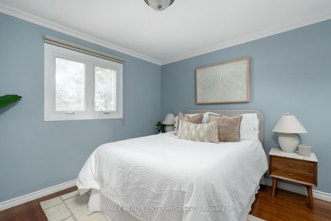 Photo 33 at 1101 Fieldstone Circle, GA Glen Abbey, Oakville