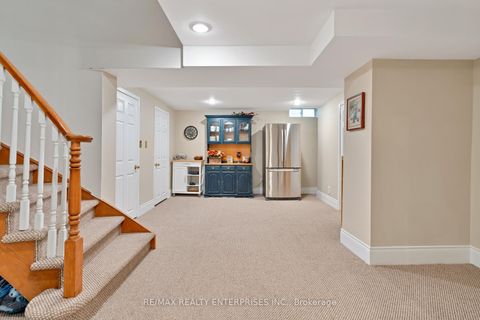 Photo 38 at 1101 Fieldstone Circle, GA Glen Abbey, Oakville