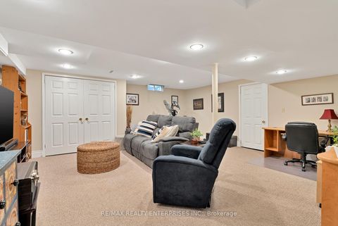 Photo 39 at 1101 Fieldstone Circle, GA Glen Abbey, Oakville