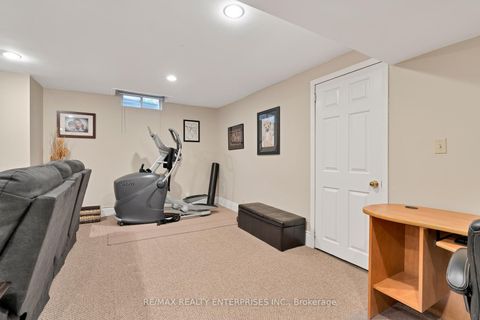 Photo 40 at 1101 Fieldstone Circle, GA Glen Abbey, Oakville