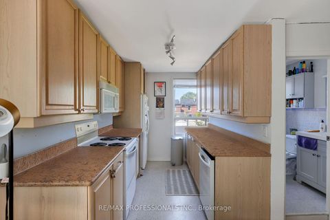 Photo 16 at 176 Symington Avenue, Junction, Toronto