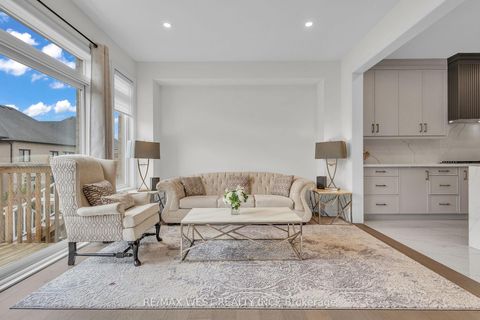 Photo 12 at 61 Zenith Avenue, Kleinburg, Vaughan